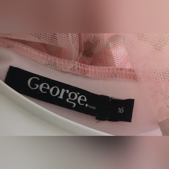 Beautiful floral dress George - Picture 14 of 14